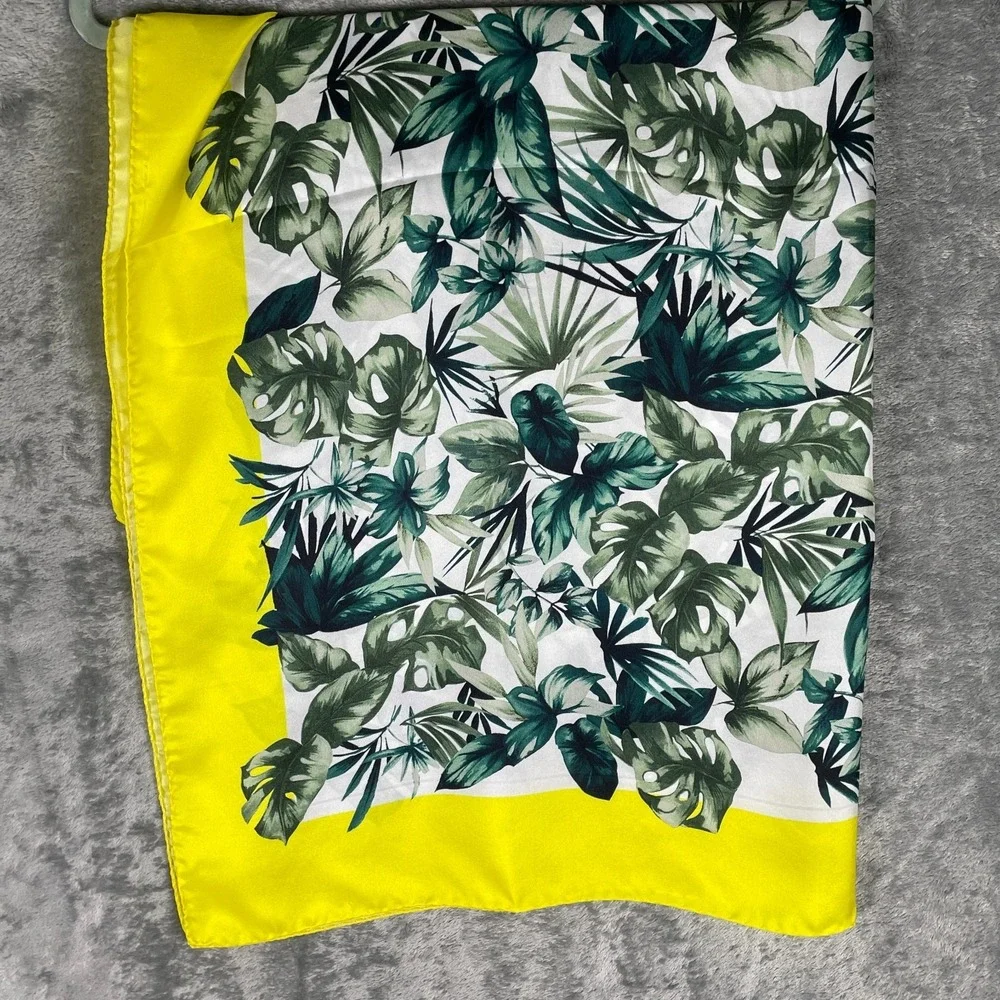 Le Camp Italian Silk Scarf Floral Leaves Tropical Resort Quiet Luxury Old‎ Money